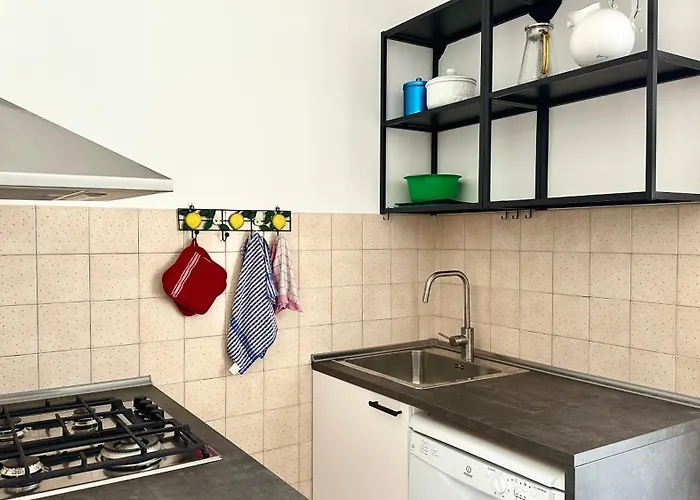 N294 - Numana, Ampio Quadrilocale Con Giardino E Wifi